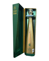 Licomar, Vinos y Licores Tequila Don Julio 1942 Ed. Mundial 2026 750ml bottle in a green and gold presentation box.
